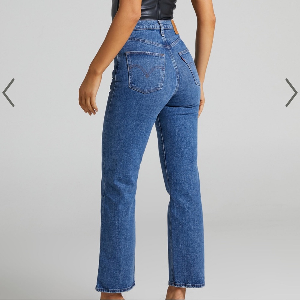 Levi's Women's High Rise Jeans - Blue - Picture 7 of 12